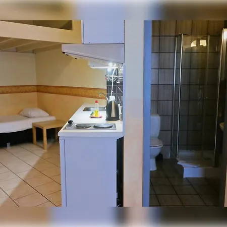 Guest house In - Gardens - Student Flat Semiduplex